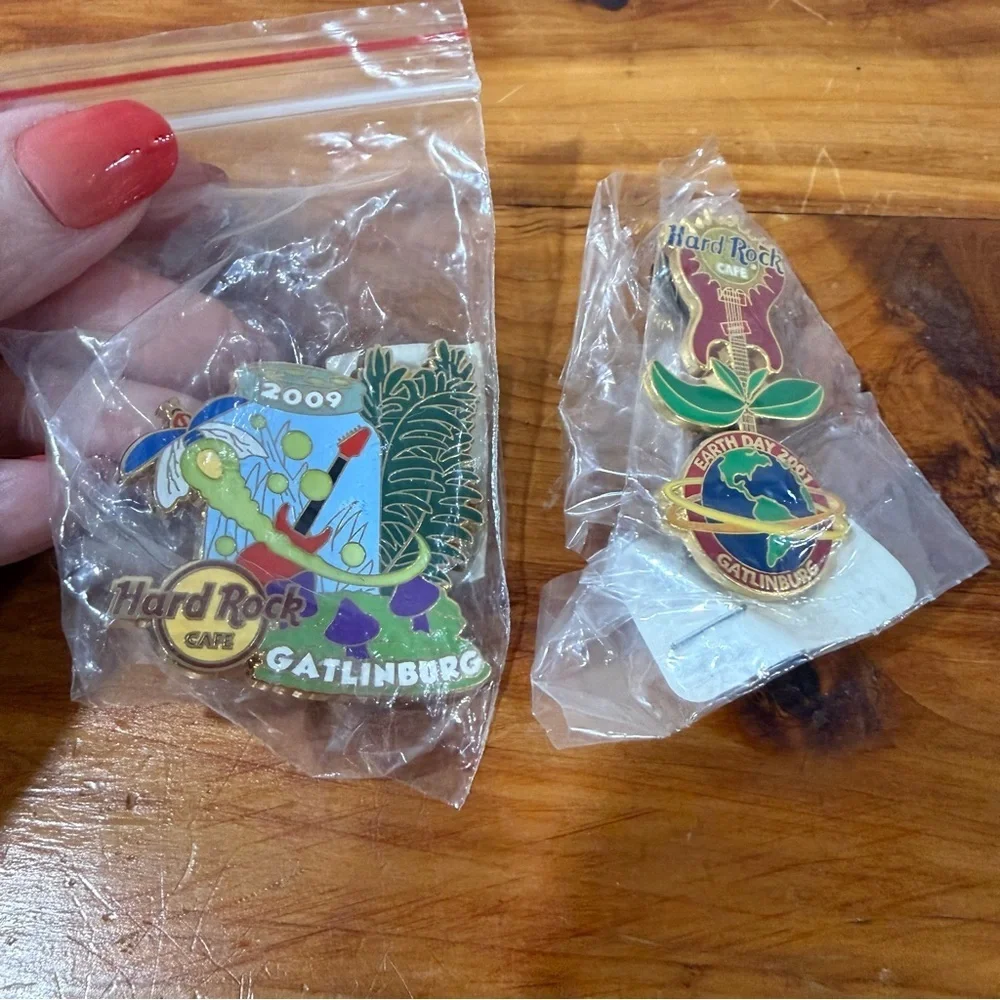 NWT Hard Rock Cafe Collectors Pins Lot of 10